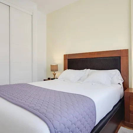 Apartment Arts Victoria *